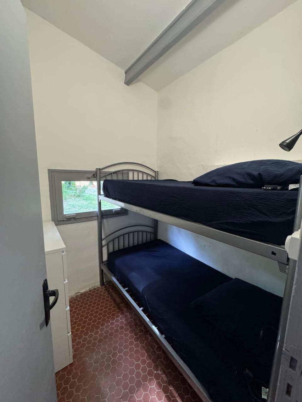 Bedroom, bunk bed