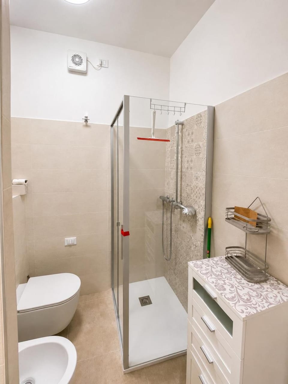 Shower, Bathroom