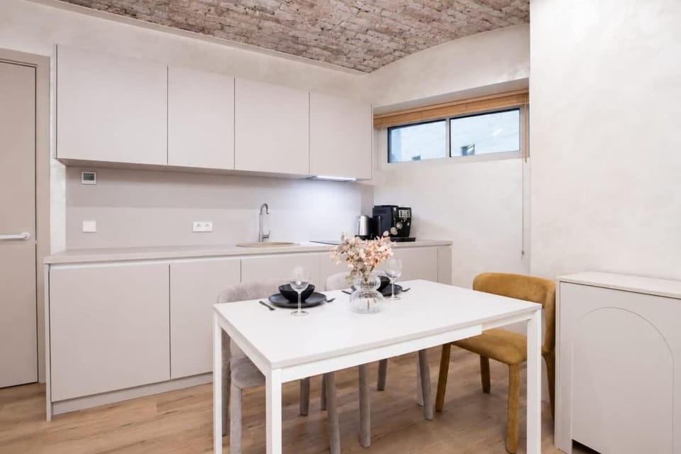 Sheffel Courtyard Residences - Design studio Apartment in Riga