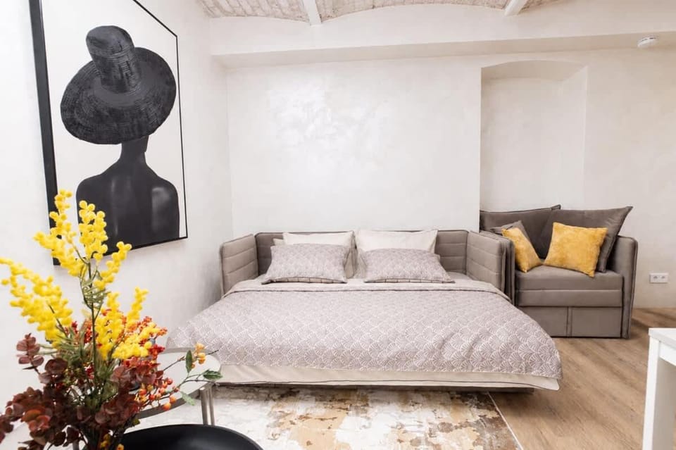 Sheffel Courtyard Residences - Design studio Apartment in Riga