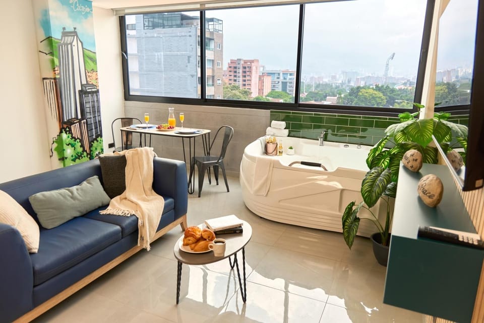 Rosa Negra Luxury Suite w/ Jacuzzi Near Stadium Apartment in Medellin