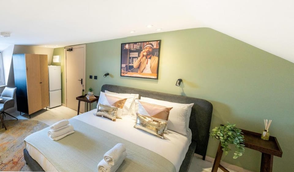 The Sailors Studio - Sleeps2 - 2 Minutes From Weymouth Beach - Fast Wifi - Smart Tv - Stunning Cosy Decor Apartment in Weymouth
