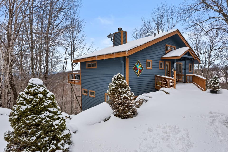 Daisy Ridge House in Beech Mountain