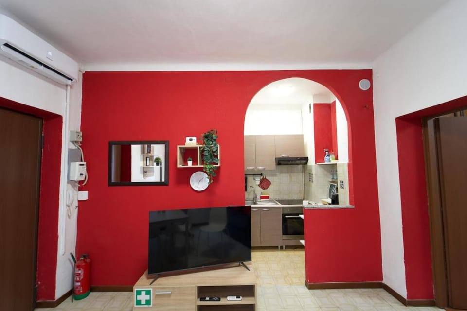 Lovely Flat near Milan Quiet & Relaxing Wi-Fi and AC Apartment in Lombardy