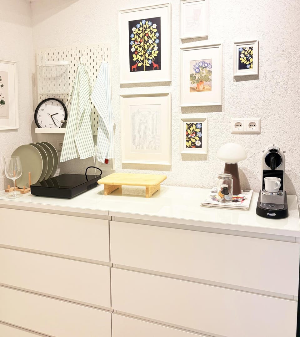 Kitchen or kitchenette, stove