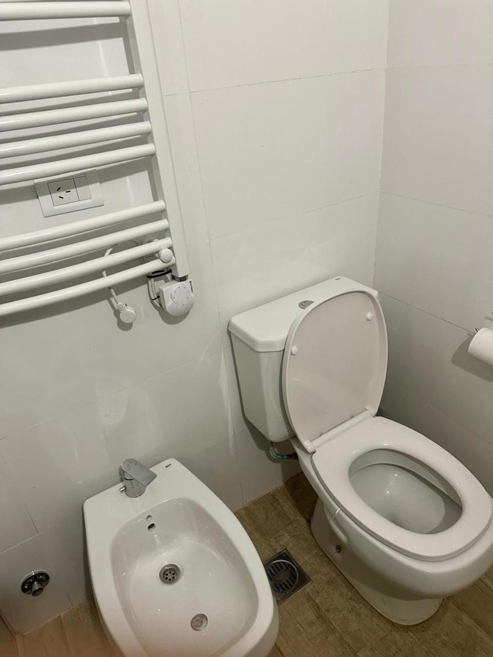 Bathroom, bidet