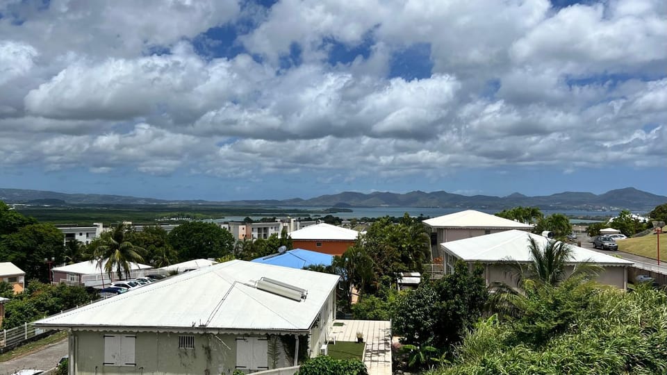 Chambre calme et Bien située Apartment in Martinique
