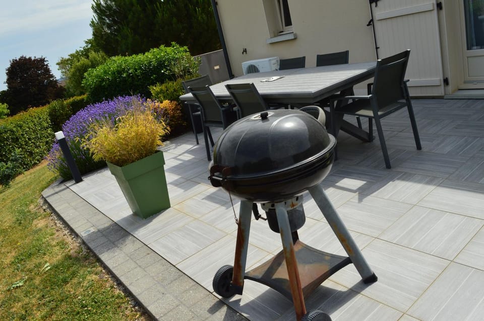 BBQ facilities, Balcony/Terrace