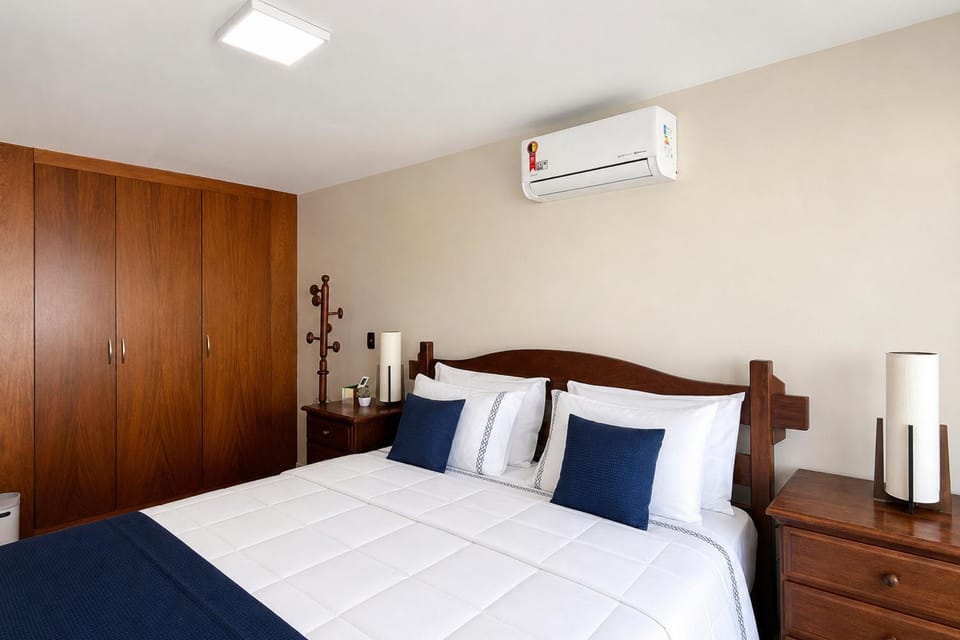 Photo of the whole room, Bedroom, locker, air conditioner