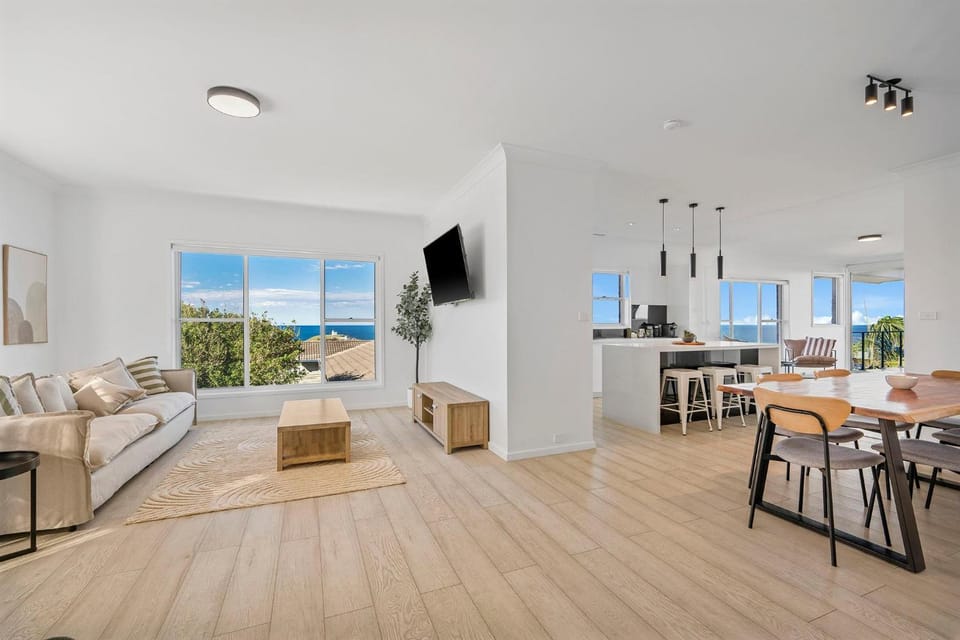 22 Dent Crescent House in Port Macquarie