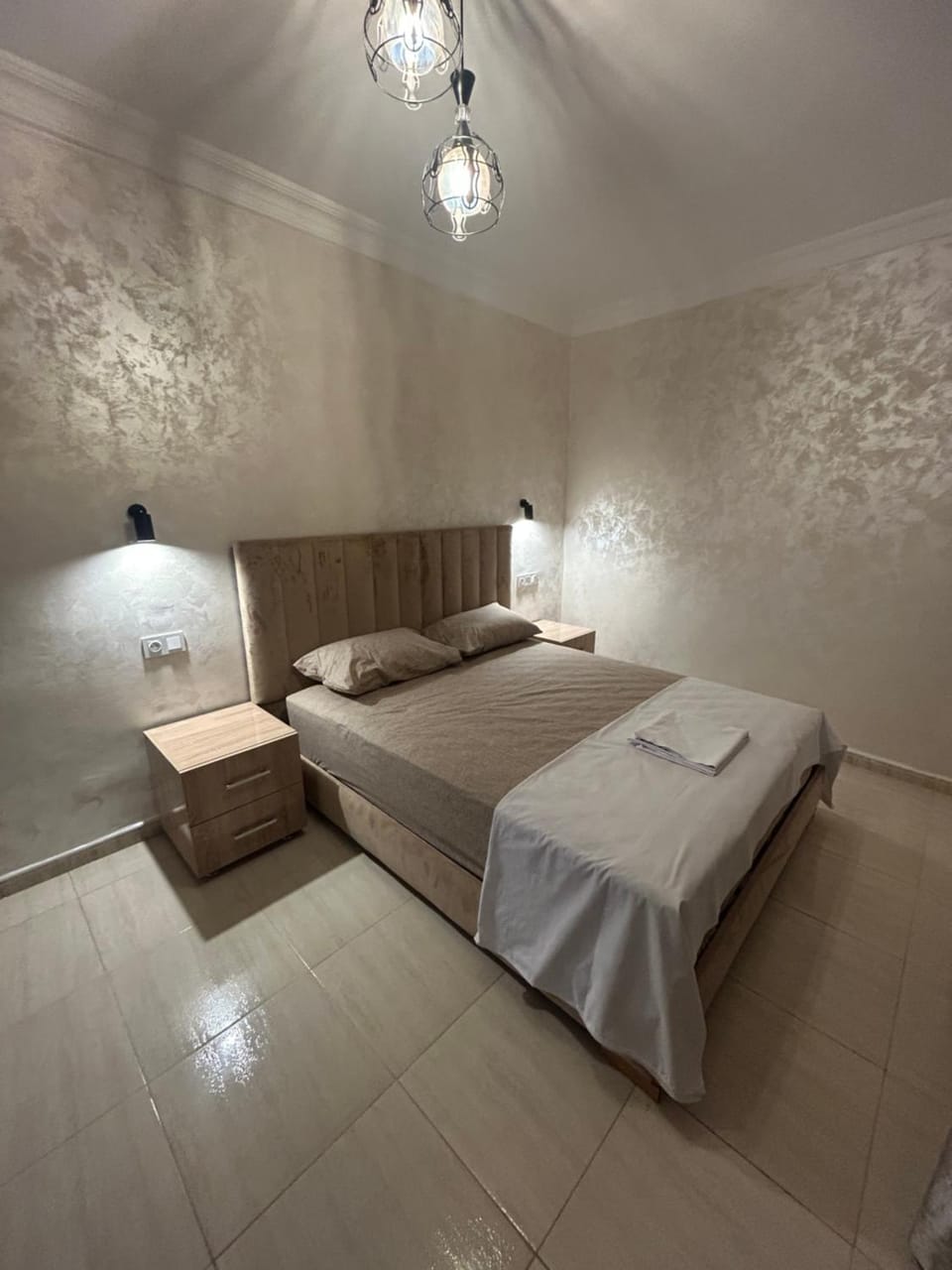 Belle Appartement Moderne Centre Larache Wifi Parking Ascenseur Clim Plage Gardien Apartment in Tangier-Tétouan-Al Hoceima
