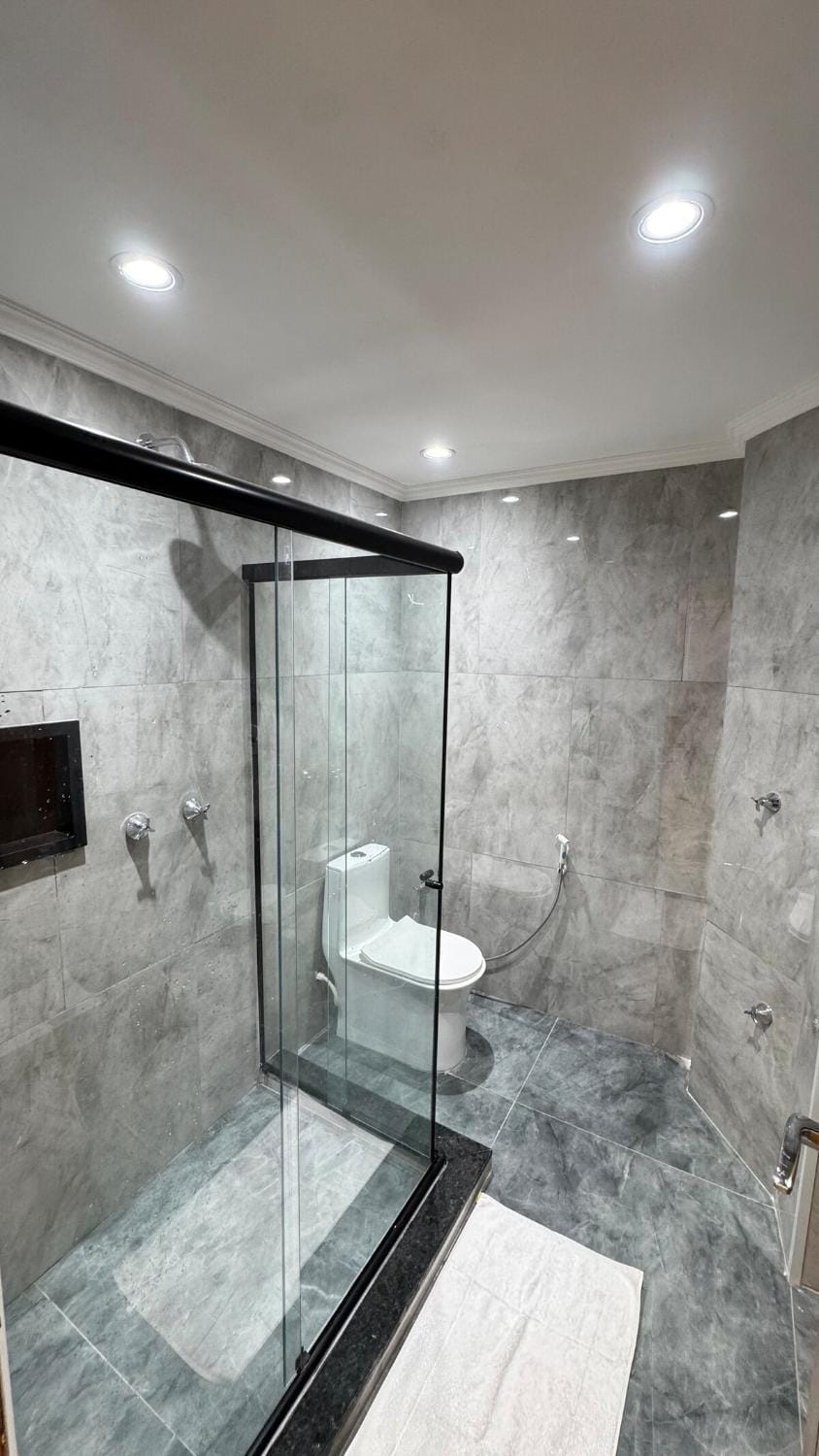 4 suite apartment in Copacabana Rio de Janeiro one block from the beach Apartment in Rio de Janeiro