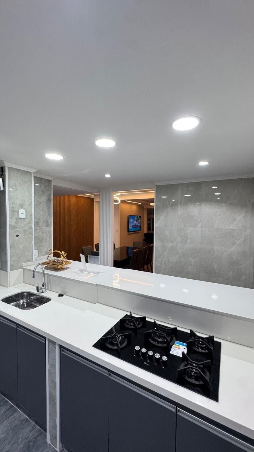 4 suite apartment in Copacabana Rio de Janeiro one block from the beach Apartment in Rio de Janeiro