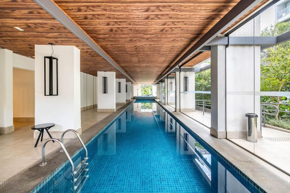 Pool view, Swimming pool