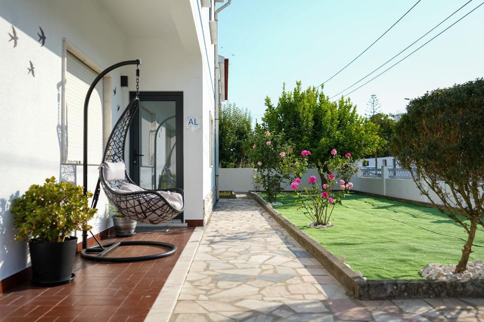 Facade/entrance, Garden, sunbed