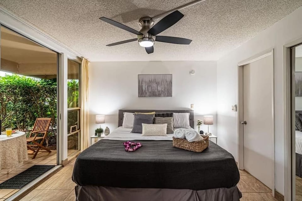 Steps to Beach Chic 2BR at Maui Banyan Resort House in Wailea