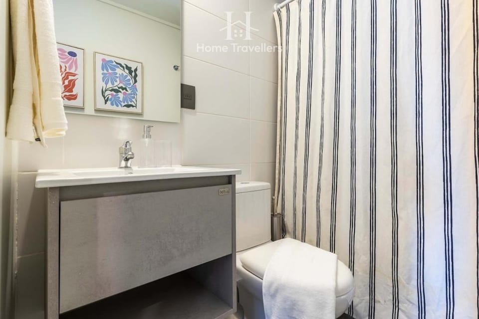 HT Beautiful studio in Irarrazaval Apartment in Santiago