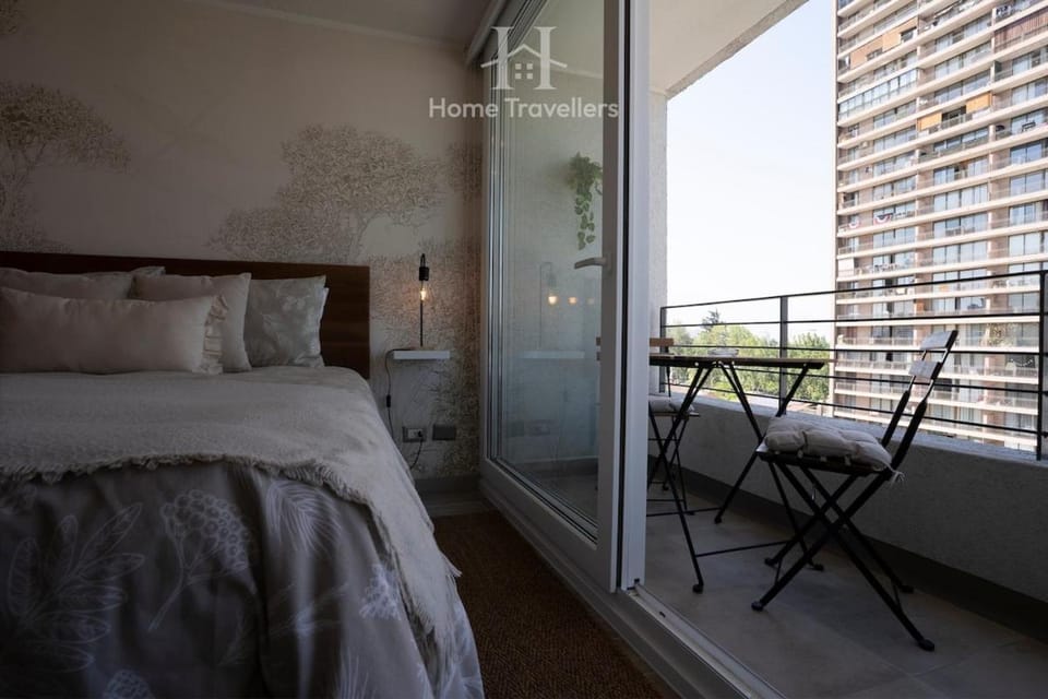 HT Comfortable studio steps from Movistar Arena Apartment in Santiago