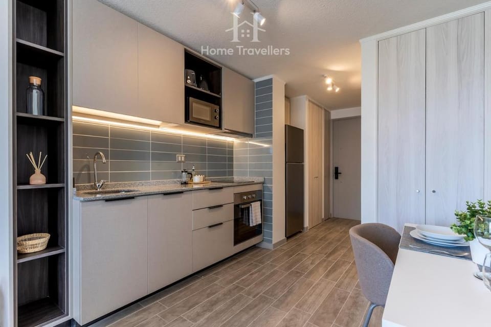 HT Studio within walking distance of Movistar Arena Apartment in Santiago