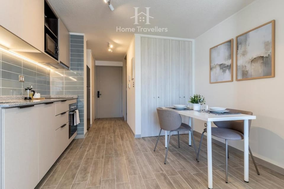 HT Studio within walking distance of Movistar Arena Apartment in Santiago