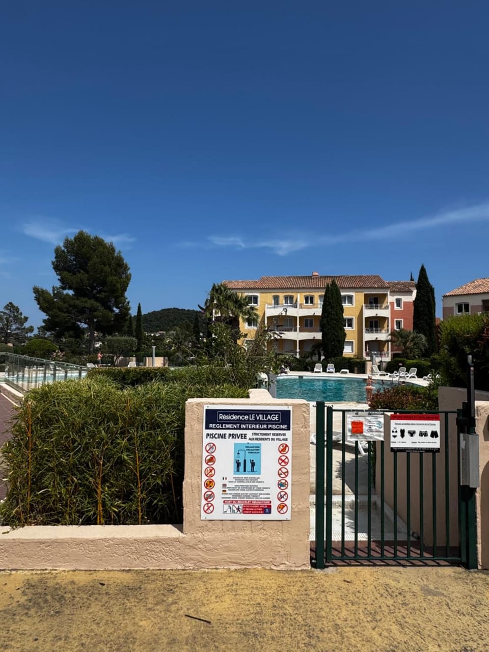 SY LOG garden lodge Apartment in Sainte-Maxime