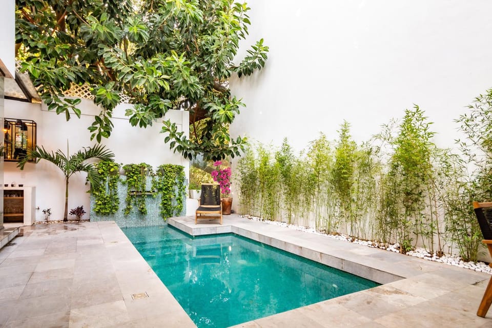 Moderna Casa de Lujo con Alberca Climatizada House in Cuernavaca