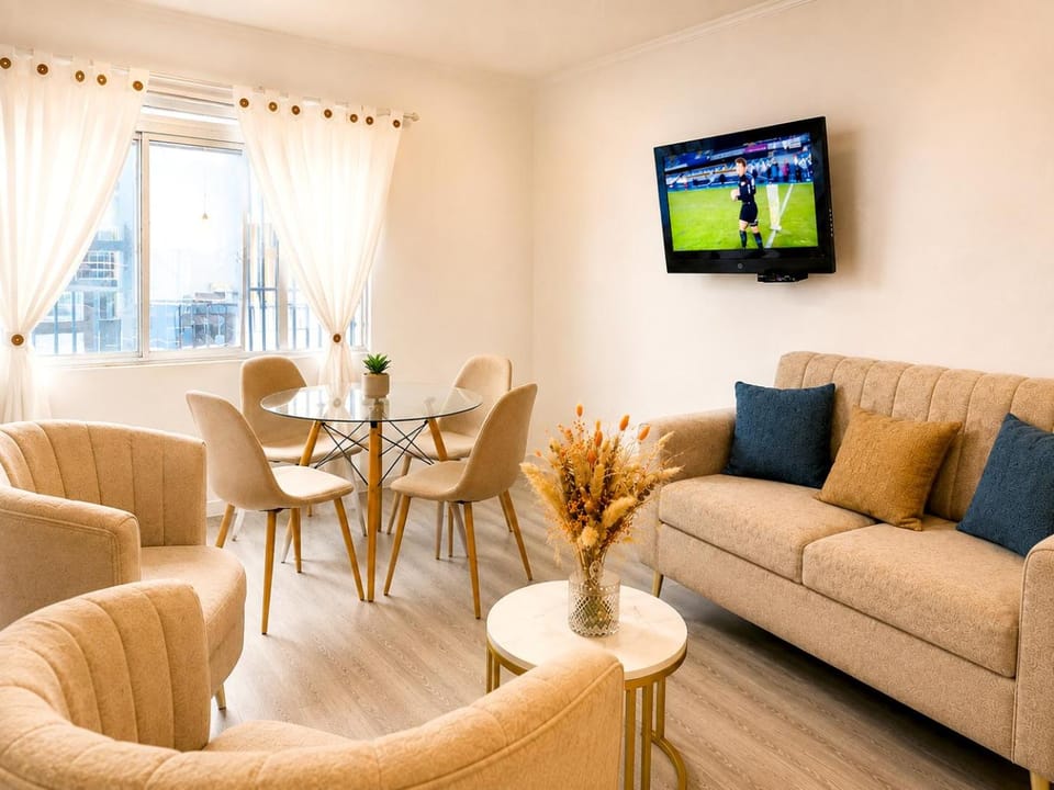 TV and multimedia, Living room, Dining area