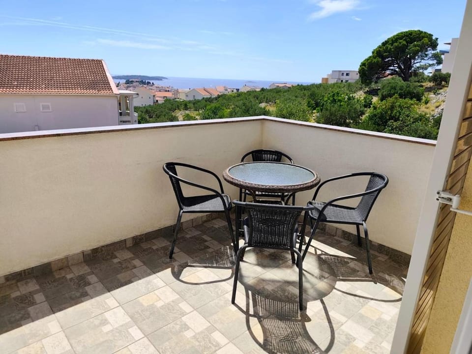 Balcony/Terrace, Seating area, Sea view