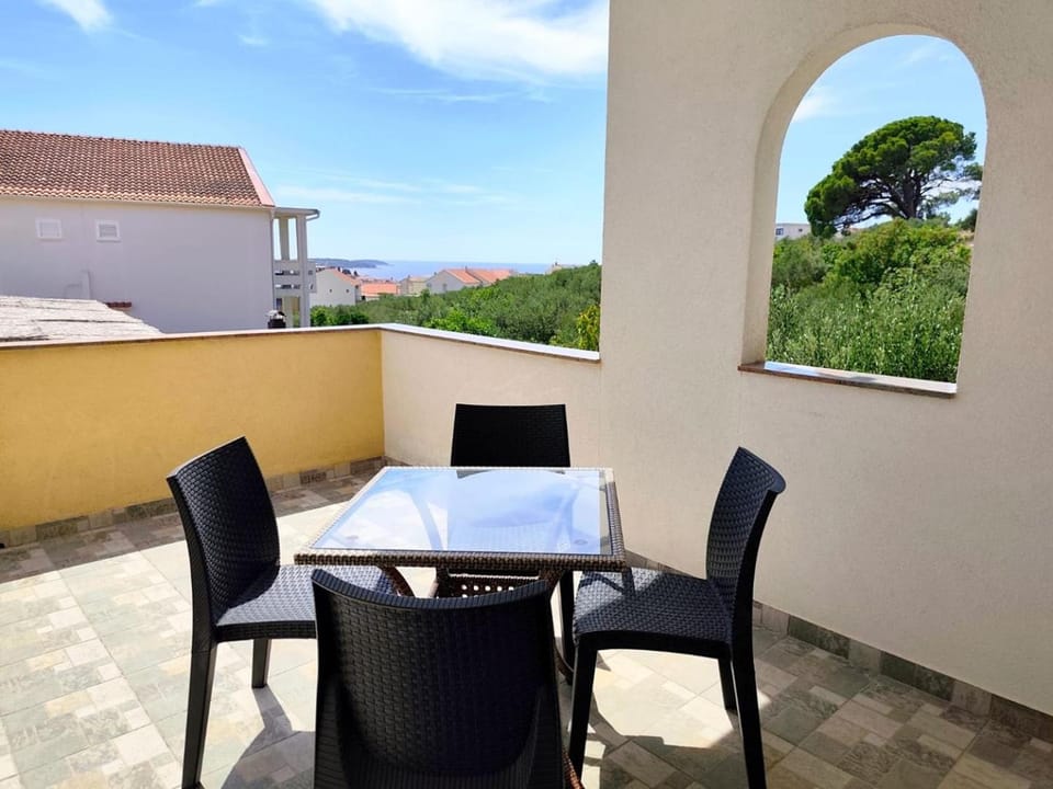 Balcony/Terrace, Seating area, Sea view