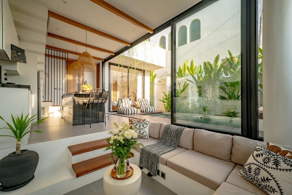 Living room, Seating area