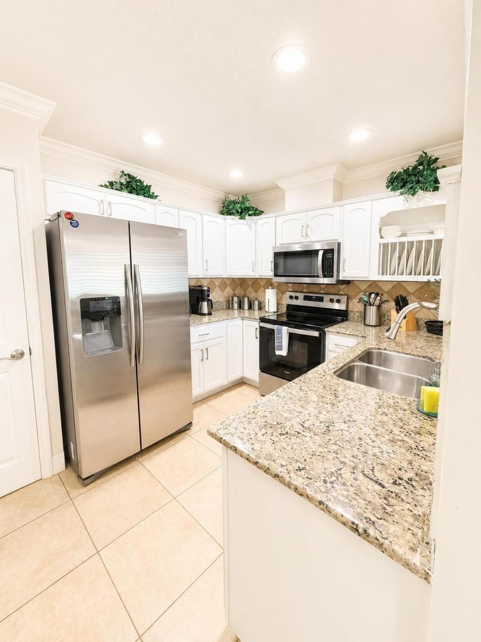 Cozy Family home 3B2B Residential area in Tampa House in Citrus Park