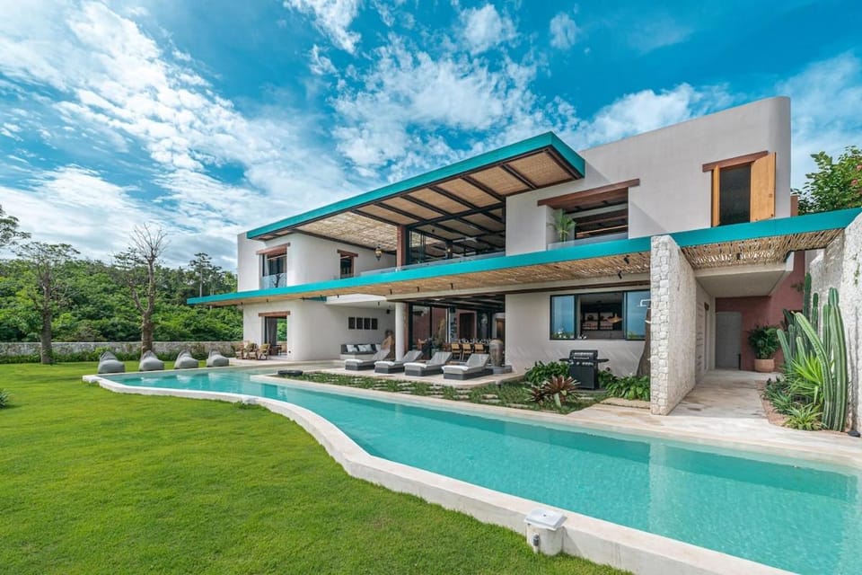 Amarta Azul - Luxury Villa with Sea View, Uluwatu Villa in Bali