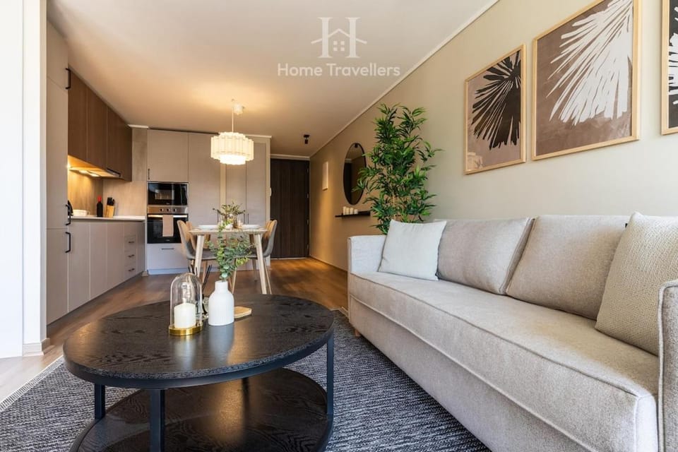 HT Premium location with terrace, parking, and AC Apartment in Providencia