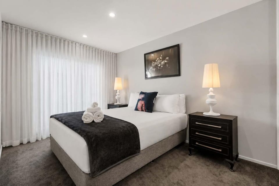 Winifreds Apartments - By Superior Stays Apartment in Hamilton