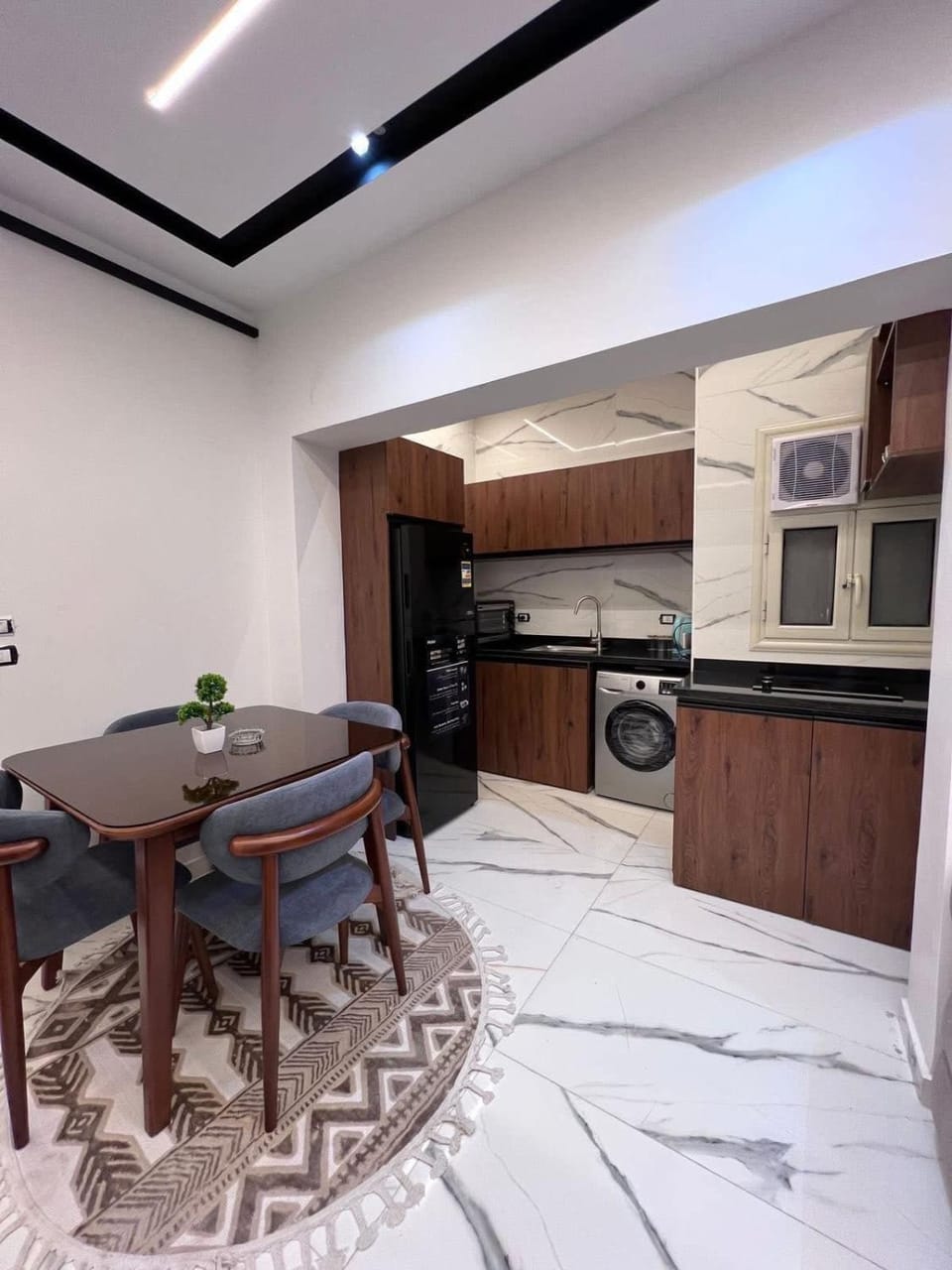 استديو فخم ومميز للايجار المفروش بالدقي Apartment in Egypt