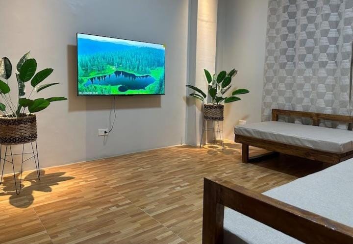 Seven Haven Traveler's Home, Cozy home 750m away from Burnham, Apartment hotel in Baguio
