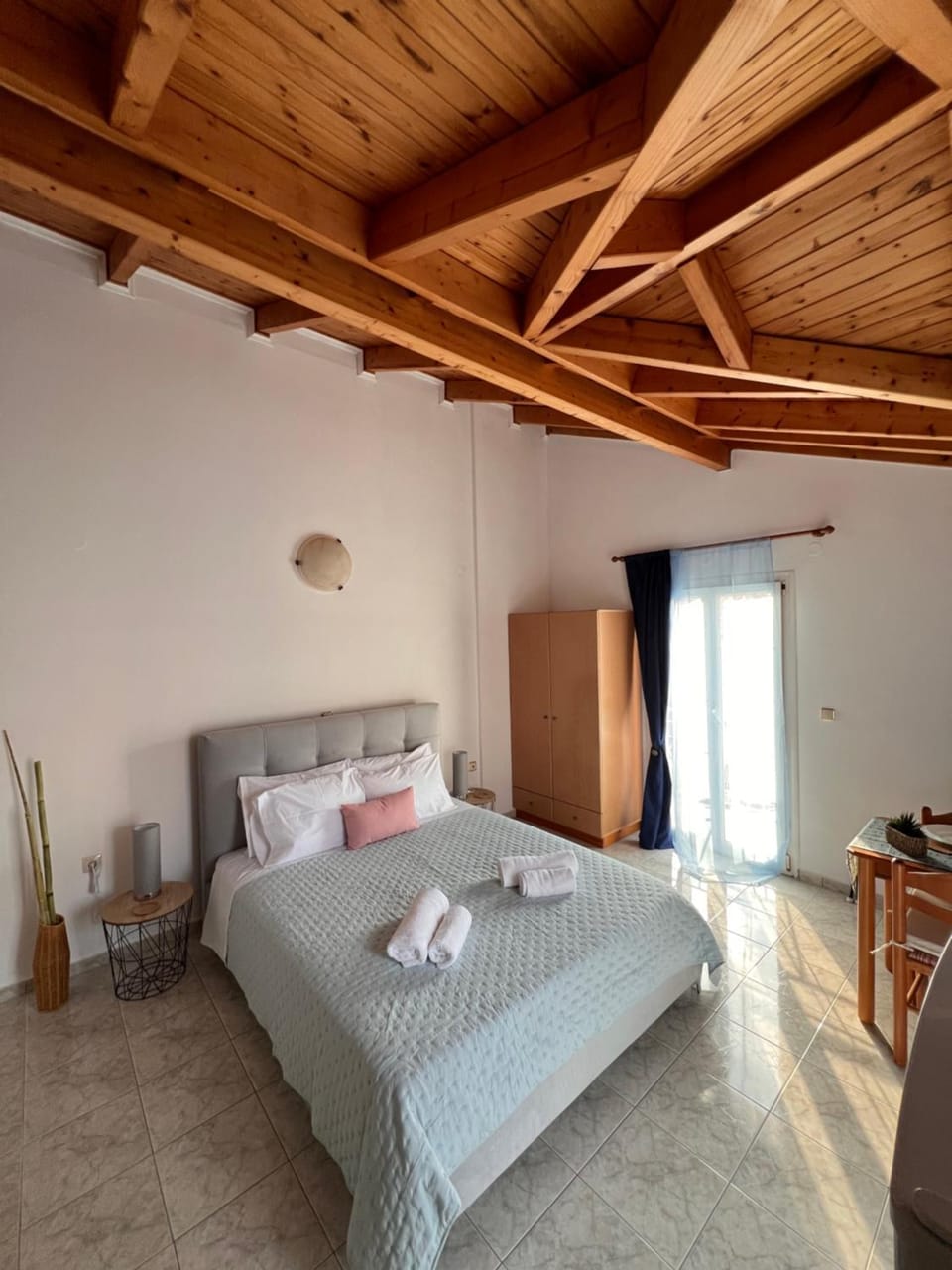 Grandma's Cozy Nest Apartment in Argostolion