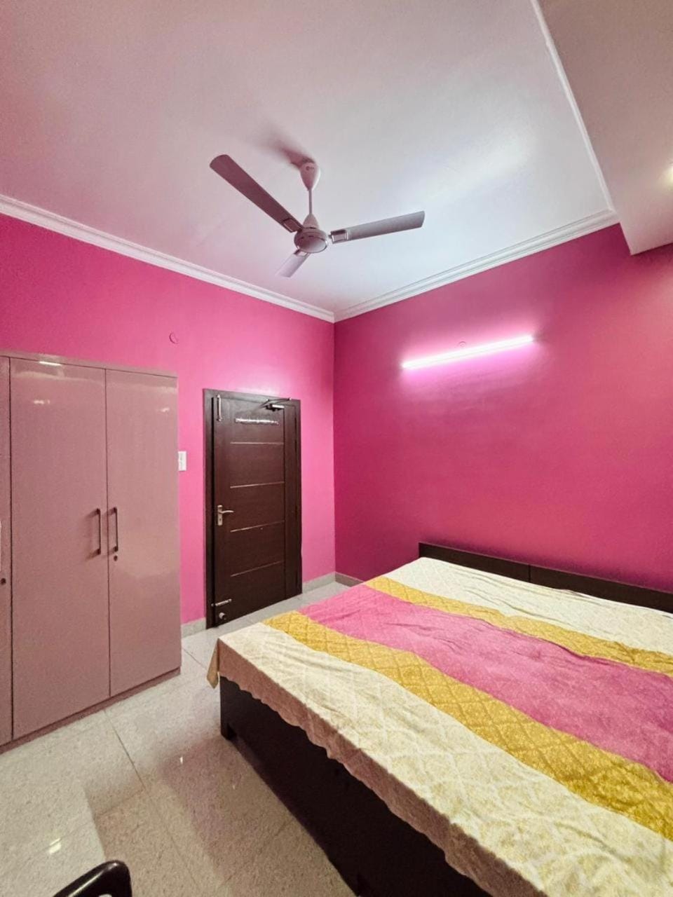 Unique Nest Homestay Apartment in India