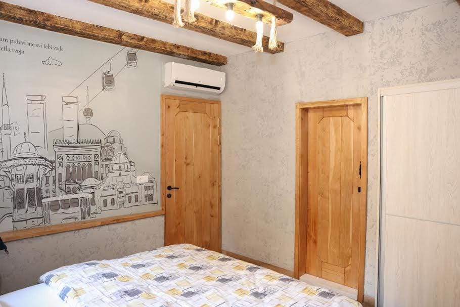 Bed, Photo of the whole room, Bedroom, air conditioner