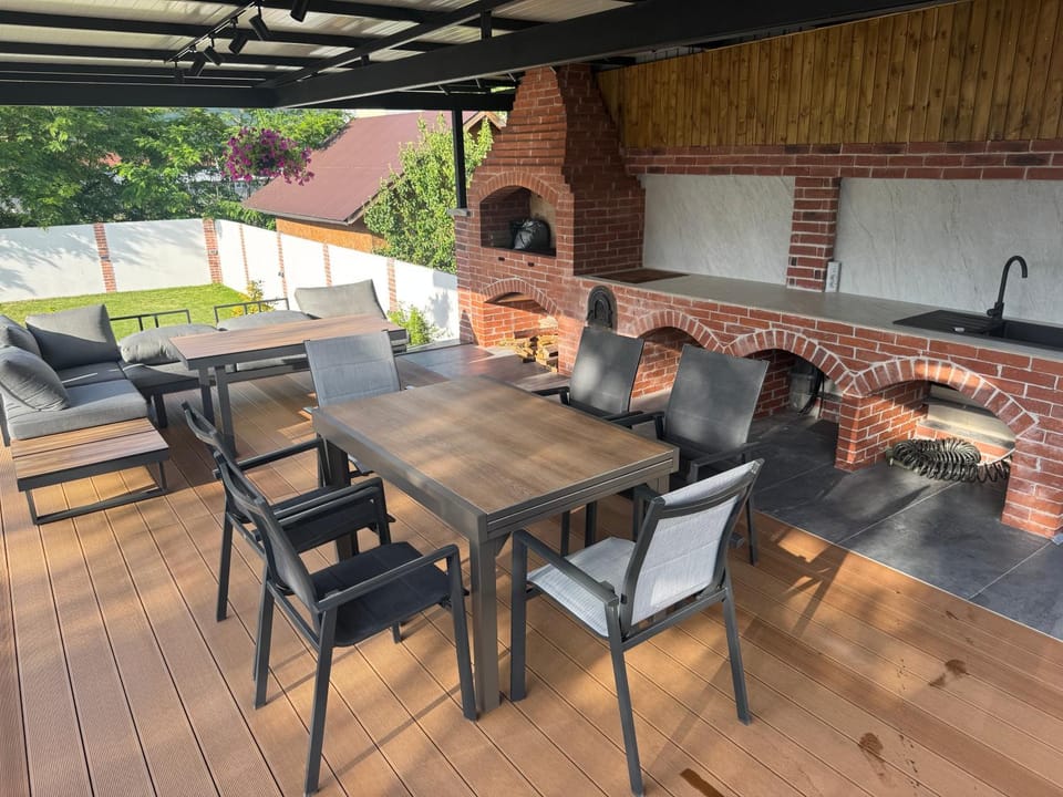 Casa Floresti Urbano Mall Bed and Breakfast in Cluj County
