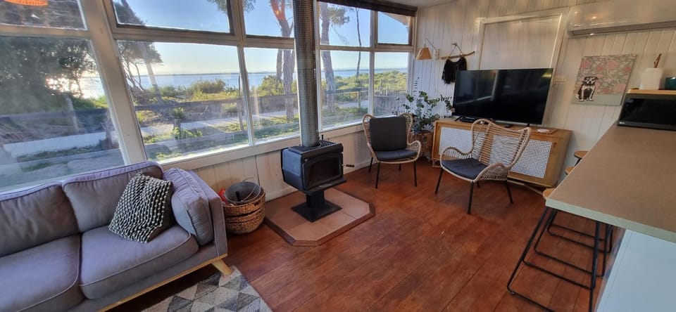 The waterfront retreat House in Loch Sport