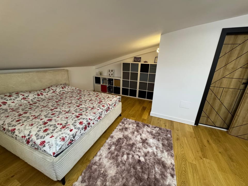 Casa Urbano Mall- Floresti Bed and Breakfast in Cluj County