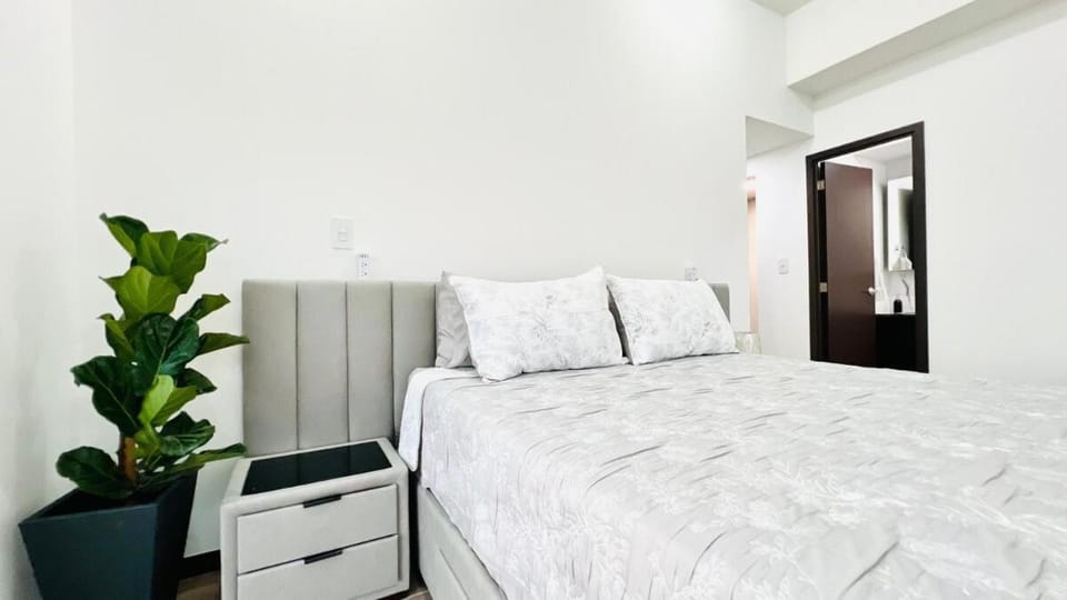 Premium apartment with a stunning view of the volcanoes Apartment in Guatemala City