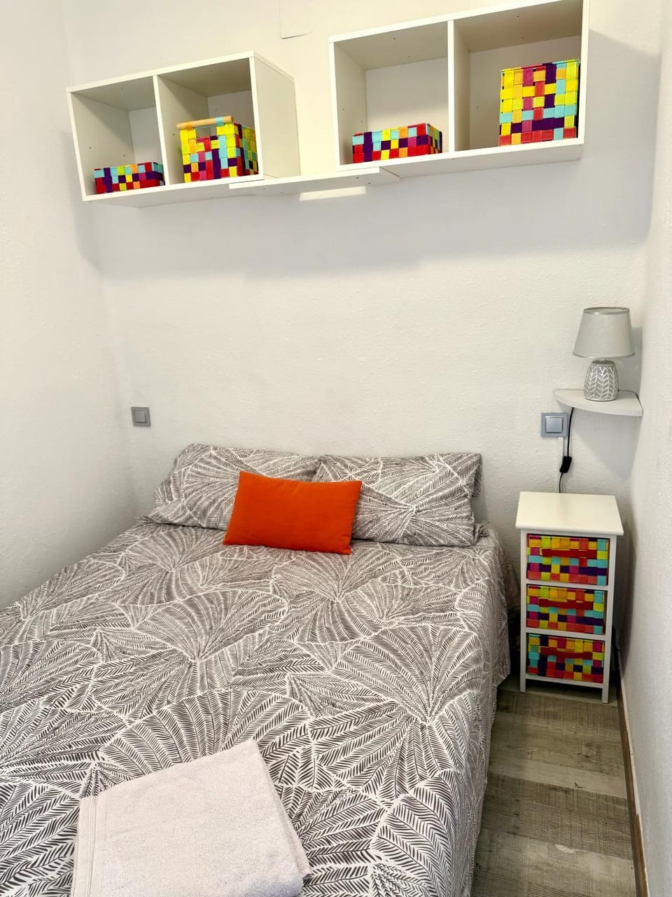 Bed, Bedroom