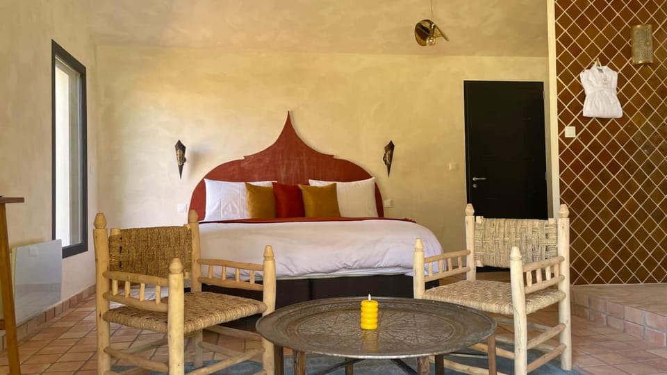 Suite avec Balnéothérapie-Thème Marrakech Bed and Breakfast in Occitanie