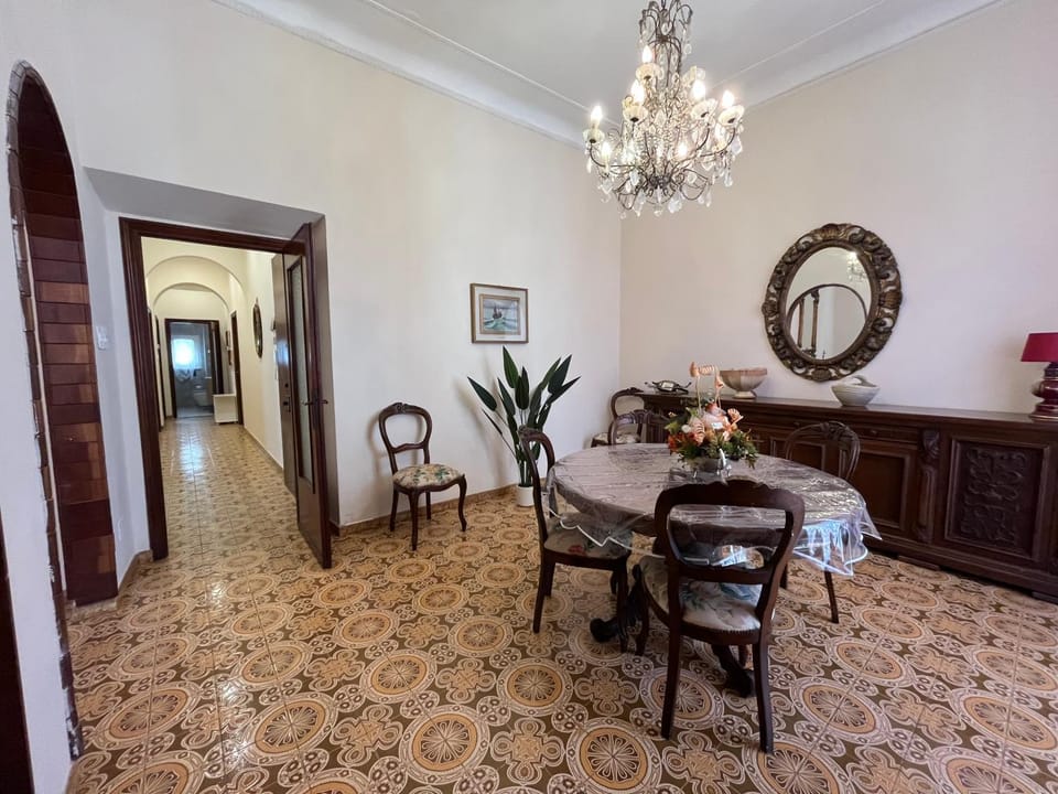 Creta House Apartment in La Spezia