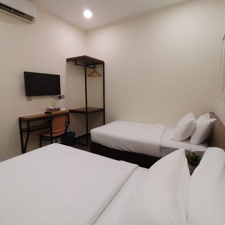 Swing & Pillows - Frame Hotel Pudu, Kuala Lumpur Hotel in Federal Territory of Kuala Lumpur