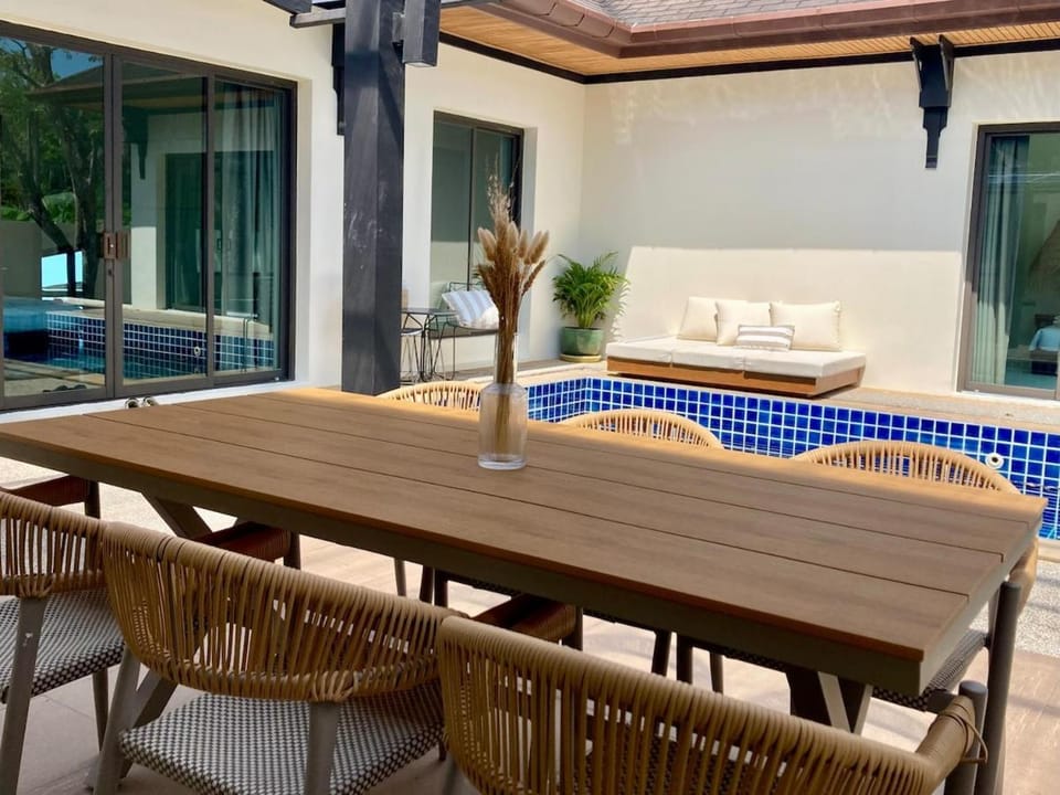 Close to Fitness Street 3BR Pool Villa Villa in Chalong