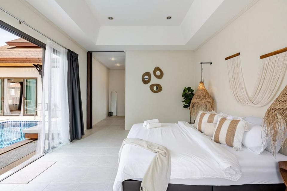 Close to Fitness Street 3BR Pool Villa Villa in Chalong