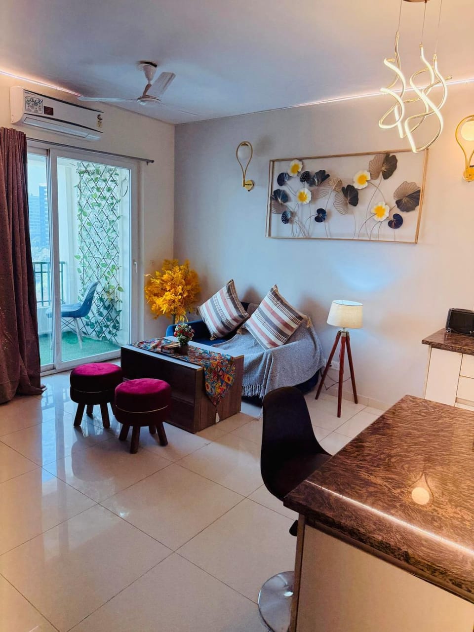 The Blue Pearl Apartment in Noida